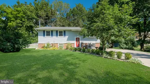 407 Hill Ave, Langhorne, PA 19047