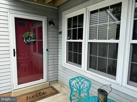 2401 Greensward N #B9, Warrington, PA 18976