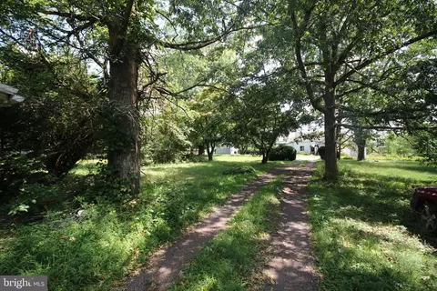 236 Station Rd, Quakertown, PA 18951