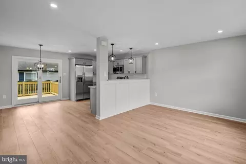 Entry Way - 601 Main Ave, Croydon, PA 19021 photo 1 of 7