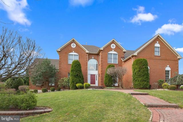 101 W Norton Dr, Southampton, PA 18966