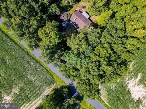 4719 Applebutter Rd, Perkasie, PA 18944