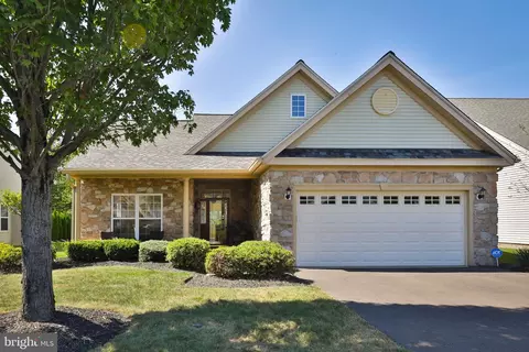 121 S Founders Ct, Warrington, PA 18976