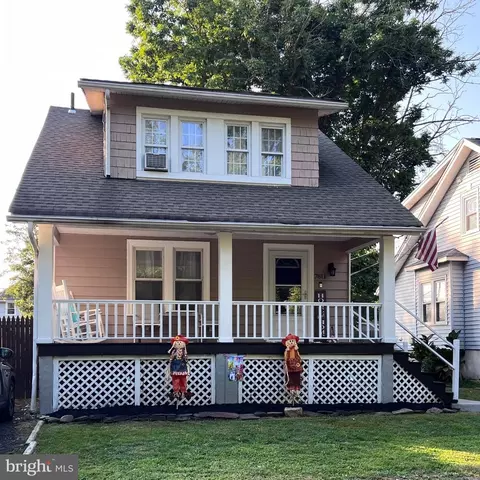 7811 Monroe Ave, Bristol, PA 19007