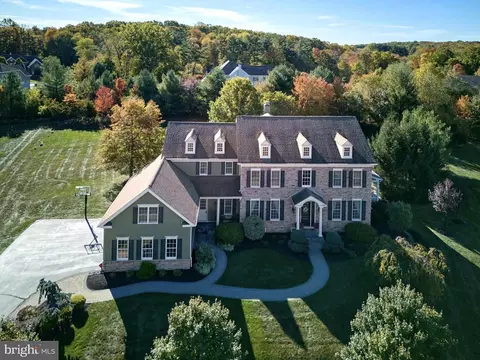 2720 Kent Dr, Doylestown, PA 18902