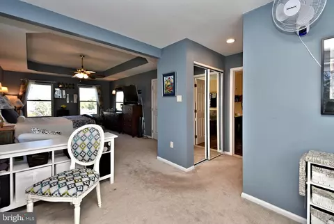 Entry Way - 1728 Hampton Dr, Jamison, PA 18929 photo 4 of 4