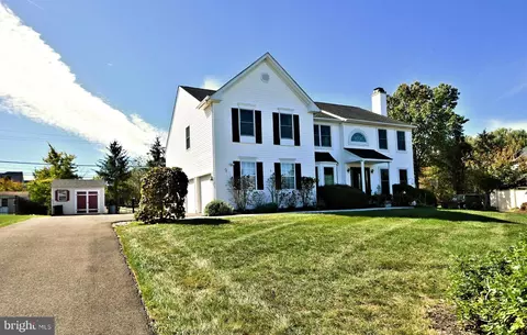 1728 Hampton Dr, Jamison, PA 18929