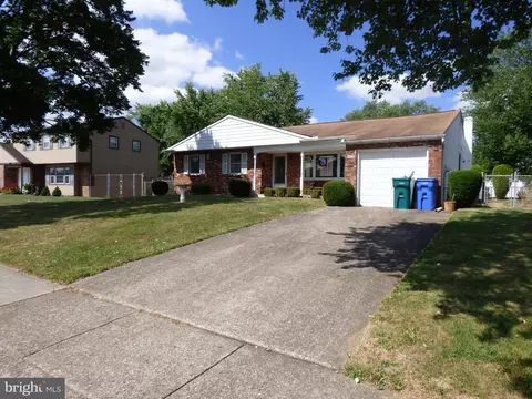 543 Cassingham Rd, Fairless Hills, PA 19030