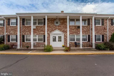 403 S Main St #A203, Doylestown, PA 18901