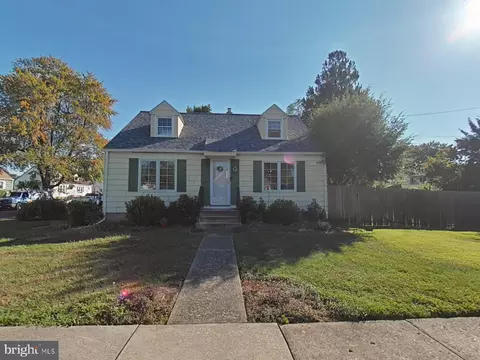 549 Hillcrest Ave, Morrisville, PA 19067