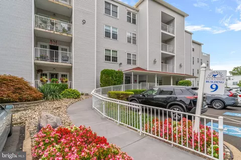 9106 Centennial Sta, Warminster, PA 18974