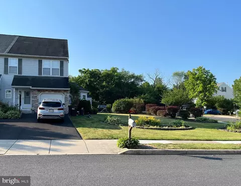 65 Misty Mdw, Perkasie, PA 18944