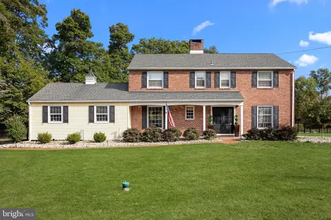 50 Lenape Ln, Doylestown, PA 18901