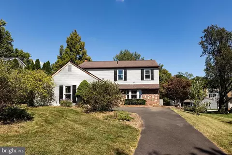 24 Robies Ct, Richboro, PA 18954