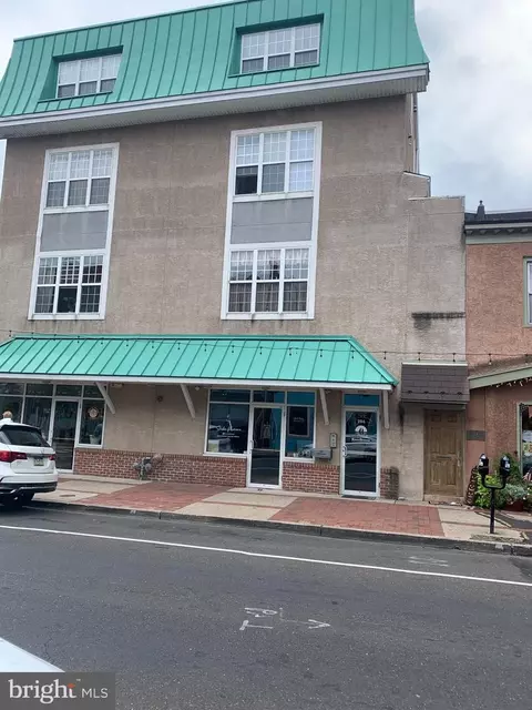 204 Mill St #302, Bristol, PA 19007