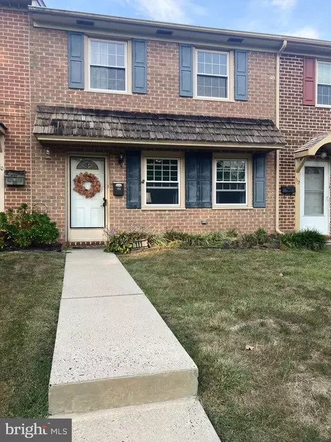 111 Stonegate Vlg, Quakertown, PA 18951