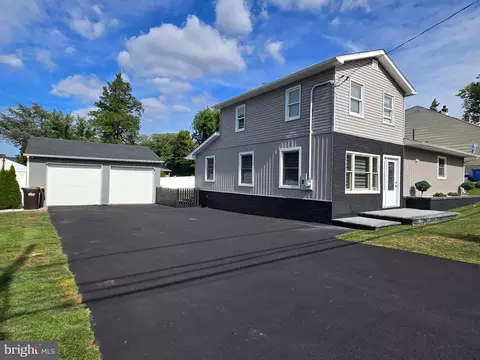 4773 Oak Ave, Feasterville Trevose, PA 19053