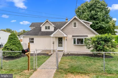 1237 Haines Ave, Feasterville Trevose, PA 19053