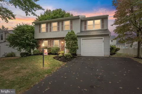 5147 Judson Dr, Bensalem, PA 19020