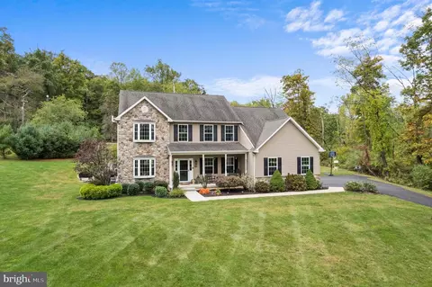 50 Chalfont Rd, Chalfont, PA 18914