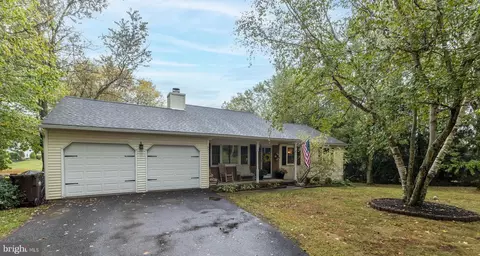 831 S Perkasie Rd, Perkasie, PA 18944