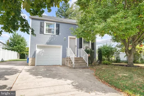 310 Cox Ave, Morrisville, PA 19067
