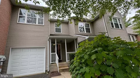 166 Queensbury Pl, Doylestown, PA 18901