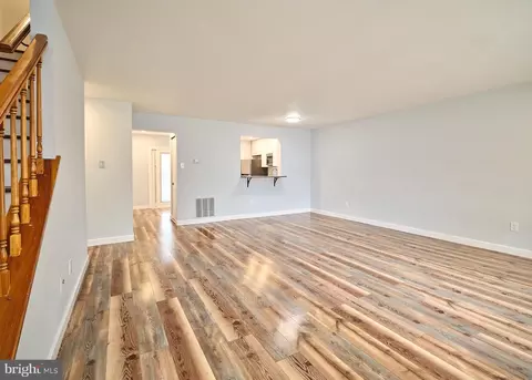 123 Carousel Cir, Doylestown, PA 18901