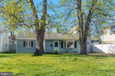 431 Andover Rd, Fairless Hills, PA 19030