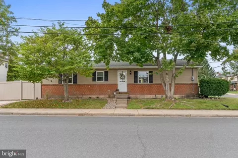 418 Erie Ave, Quakertown, PA 18951