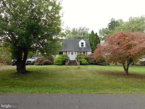 714 Cherry Rd, Hatfield, PA 19440
