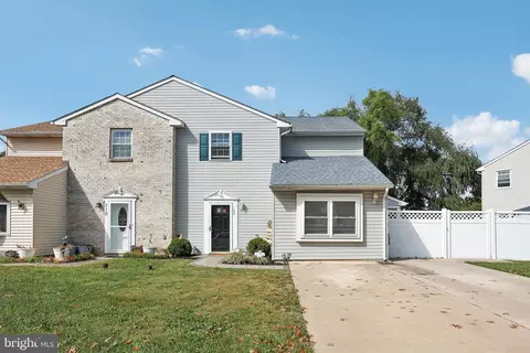 108 Winfield Ct, Fairless Hills, PA 19030
