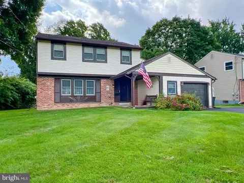 1225 Brennan Dr, Warminster, PA 18974