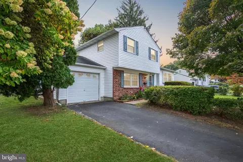 913 Dick Ave, Warminster, PA 18974