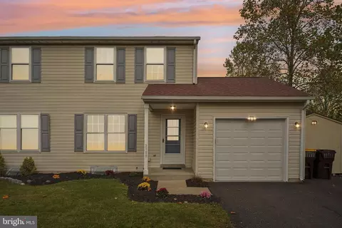 2100 Mill Valley Ln, Quakertown, PA 18951