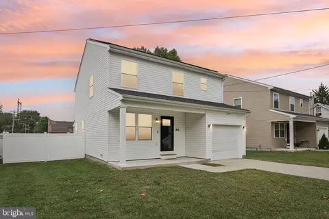 405 Sycamore Ave, Croydon, PA 19021