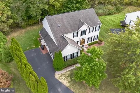 933 Longwood Ct, Chalfont, PA 18914