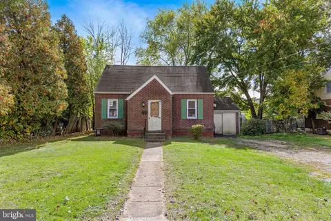 724 E Broad St, Quakertown, PA 18951
