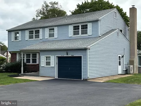1818 Roan Dr, Warrington, PA 18976
