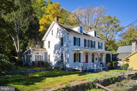 3703 River Rd, Lumberville, PA 18933
