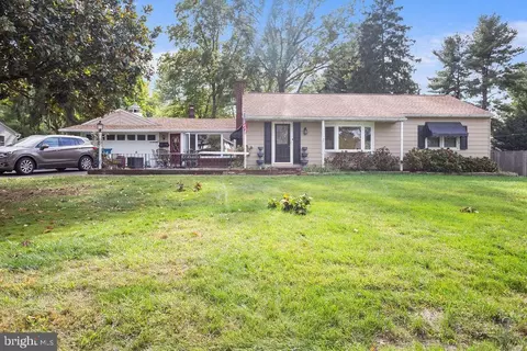 110 Clematis Way, Chalfont, PA 18914