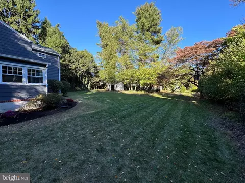 Exterior - 1802 Wrightfield Rd, Yardley, PA 19067 photo 10 of 11