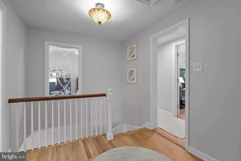 Entry Way - 1802 Wrightfield Rd, Yardley, PA 19067 photo 5 of 6