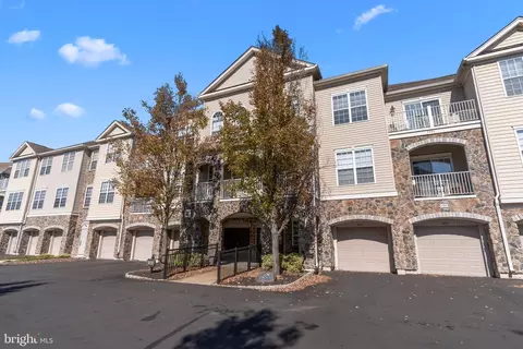 3107 Knox Ct #3107, Warwick, PA 18974