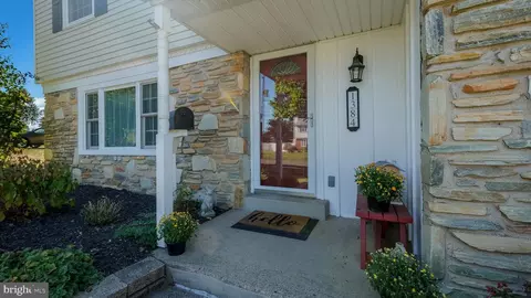 1384 Devon Rd, Warminster, PA 18974 photo 6