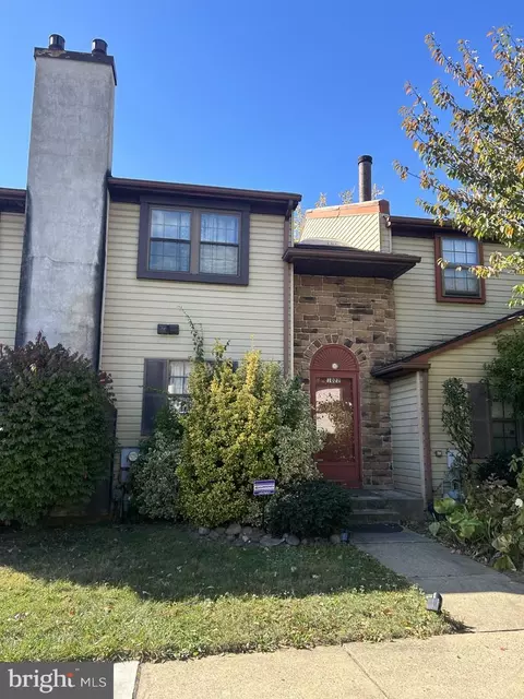 1022 Bancroft Pl, Warminster, PA 18974