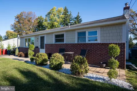 Exterior - 1483 Hampton Ln, Warminster, PA 18974 photo 1 of 3