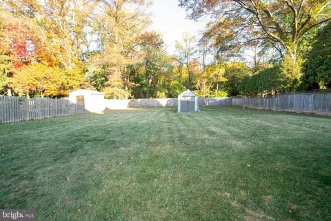 Exterior - 310 Centennial Rd, Warminster, PA 18974 photo 4 of 4
