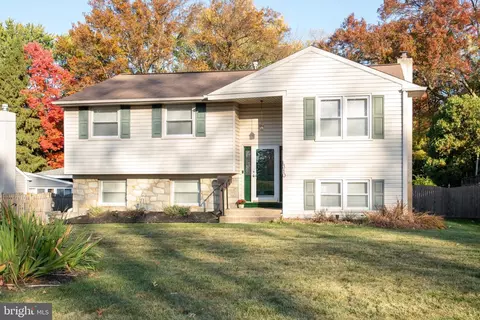 310 Centennial Rd, Warminster, PA 18974