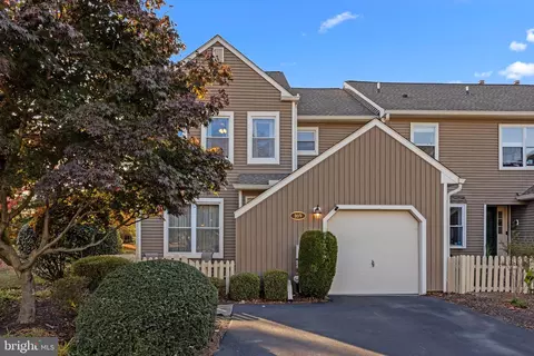 169 Wildflower Cir, Yardley, PA 19067